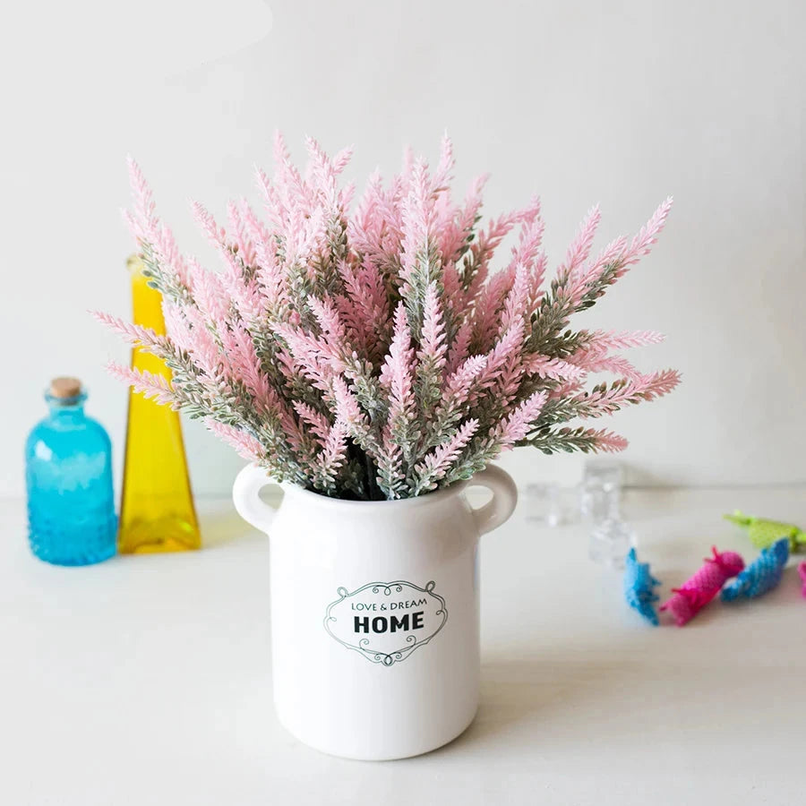 Lavender Plastic Artificial Flowers Purple Bouquet with Green Leaves Fake Flower