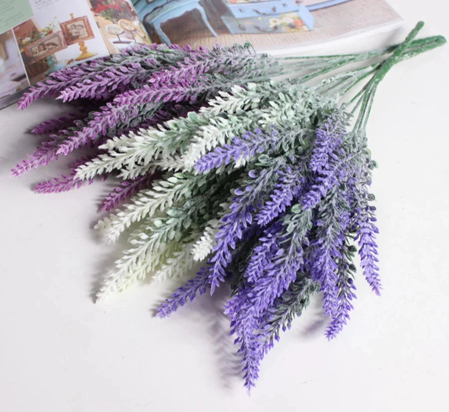 Lavender Plastic Artificial Flowers Purple Bouquet with Green Leaves Fake Flower