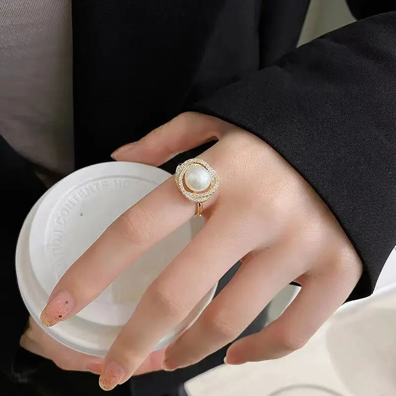 Inlaid Zircon Golden Rose Pearl Ring for Women