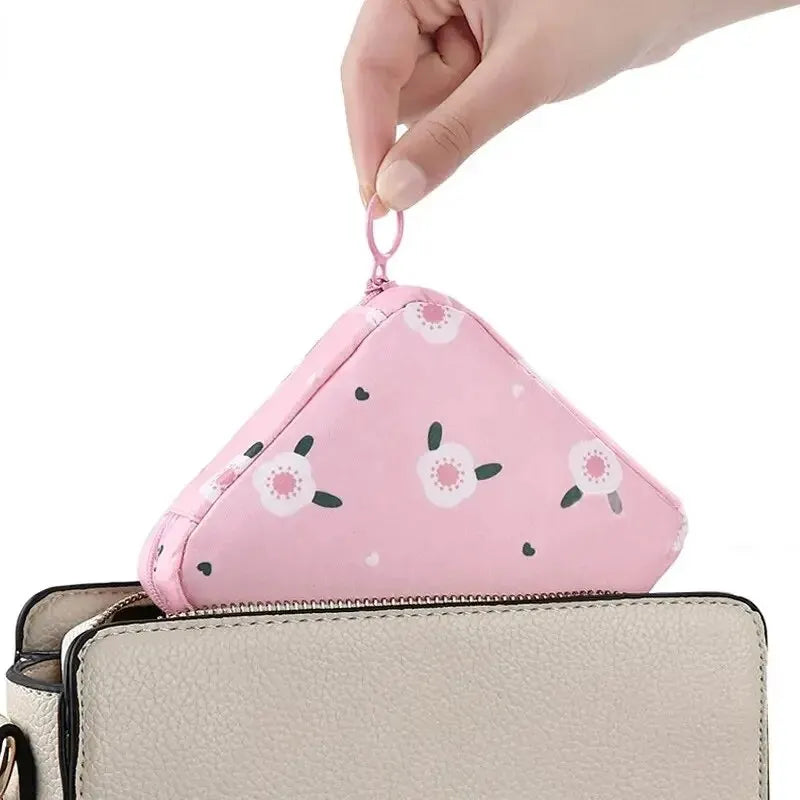 Women Sanitary Napkin Tampon Storage Bag Portable Waterproof Organizer