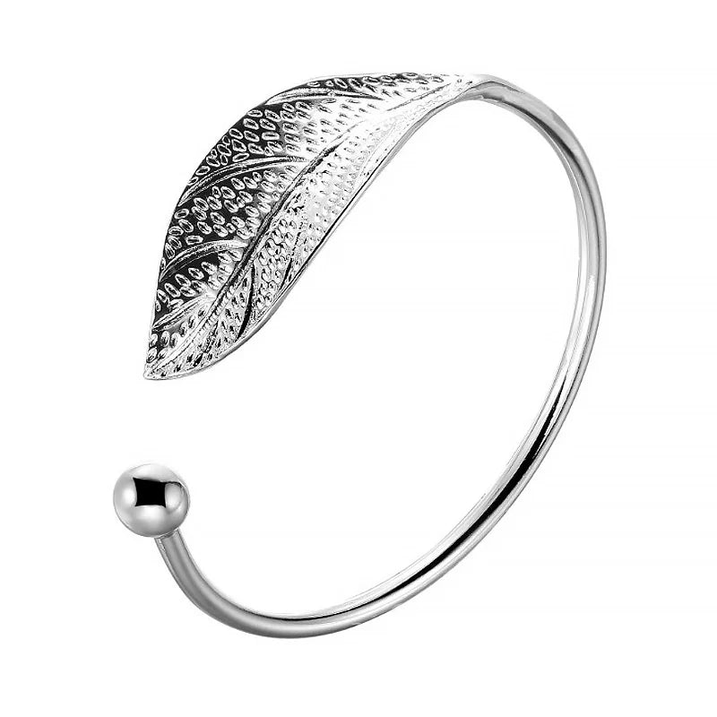 Fashion Silver Color Woman Cuff Bracelet Open Leaf Shaped Adjustable Charm Bangle Girls Party Jewelry Christmas Gifts