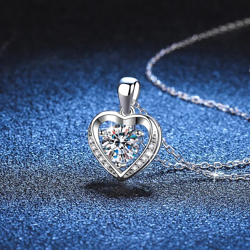 1 Carat Heart Pendant Necklace For Women S925 Silver 18K Gold Plated Chain