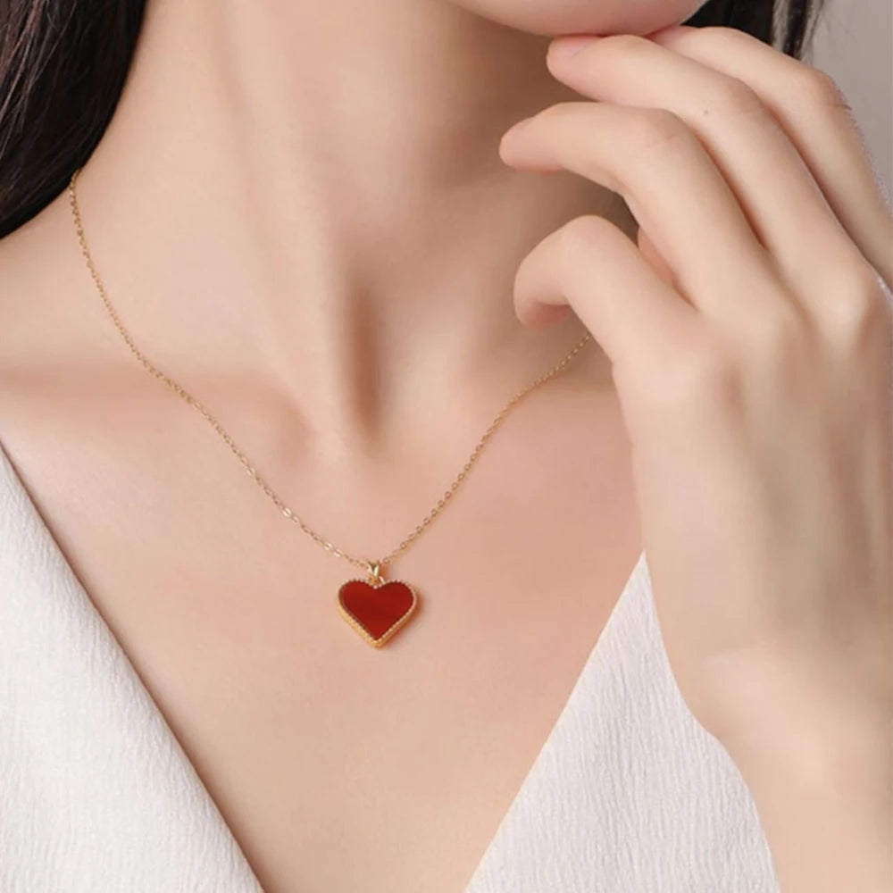 Real 18K Gold Necklace for Women AU750 Natural Red Agate and white fritillaria Heart Shape Pendants Original Gifts Fine Jewelry